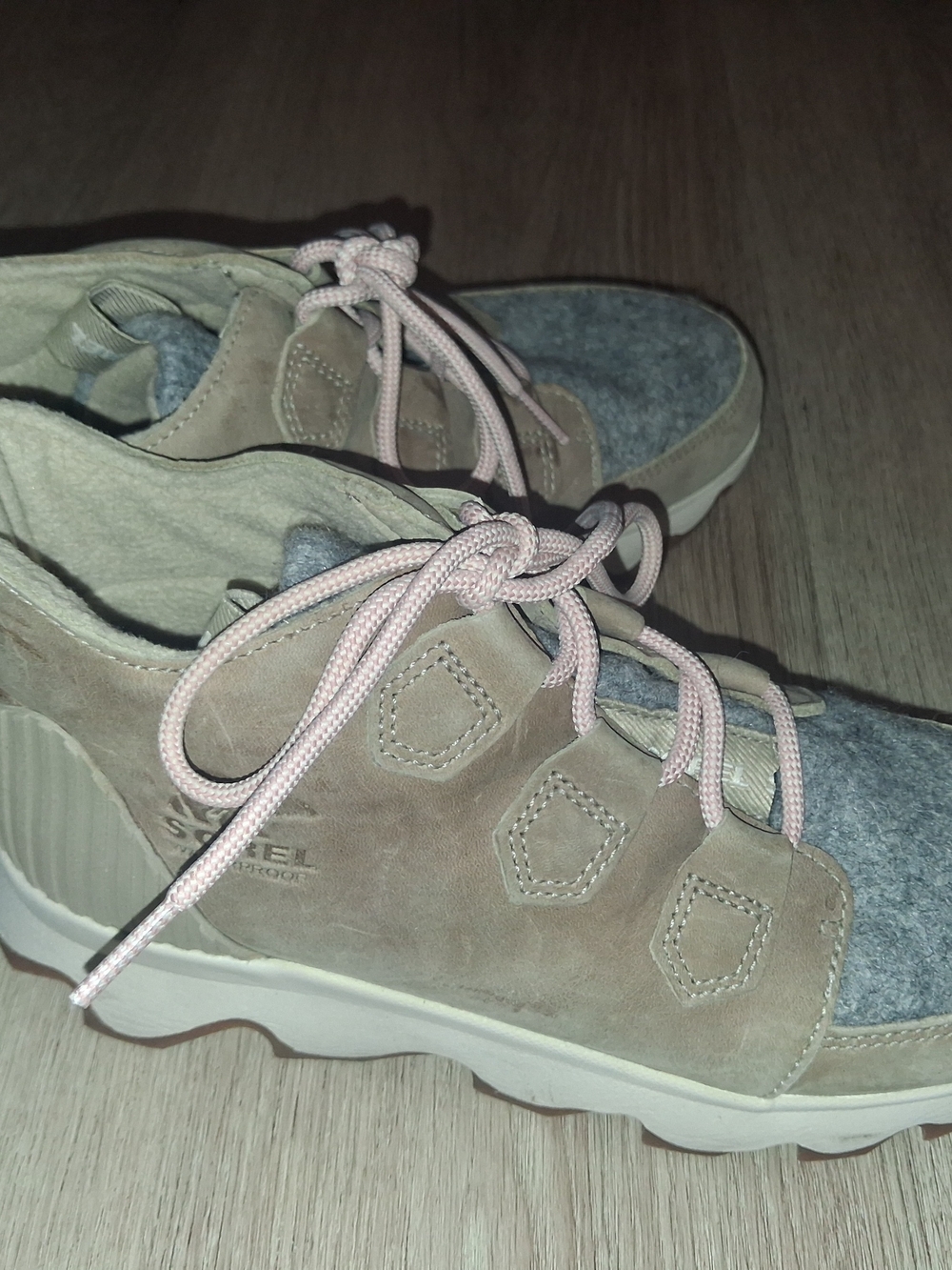 SOREL D56102 Womens Quarry Leather Kinetic Caribou Waterproof Boots Size 8